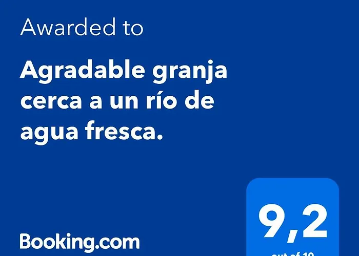 Agradable Granja Cerca A Un Rio De Agua Fresca.
