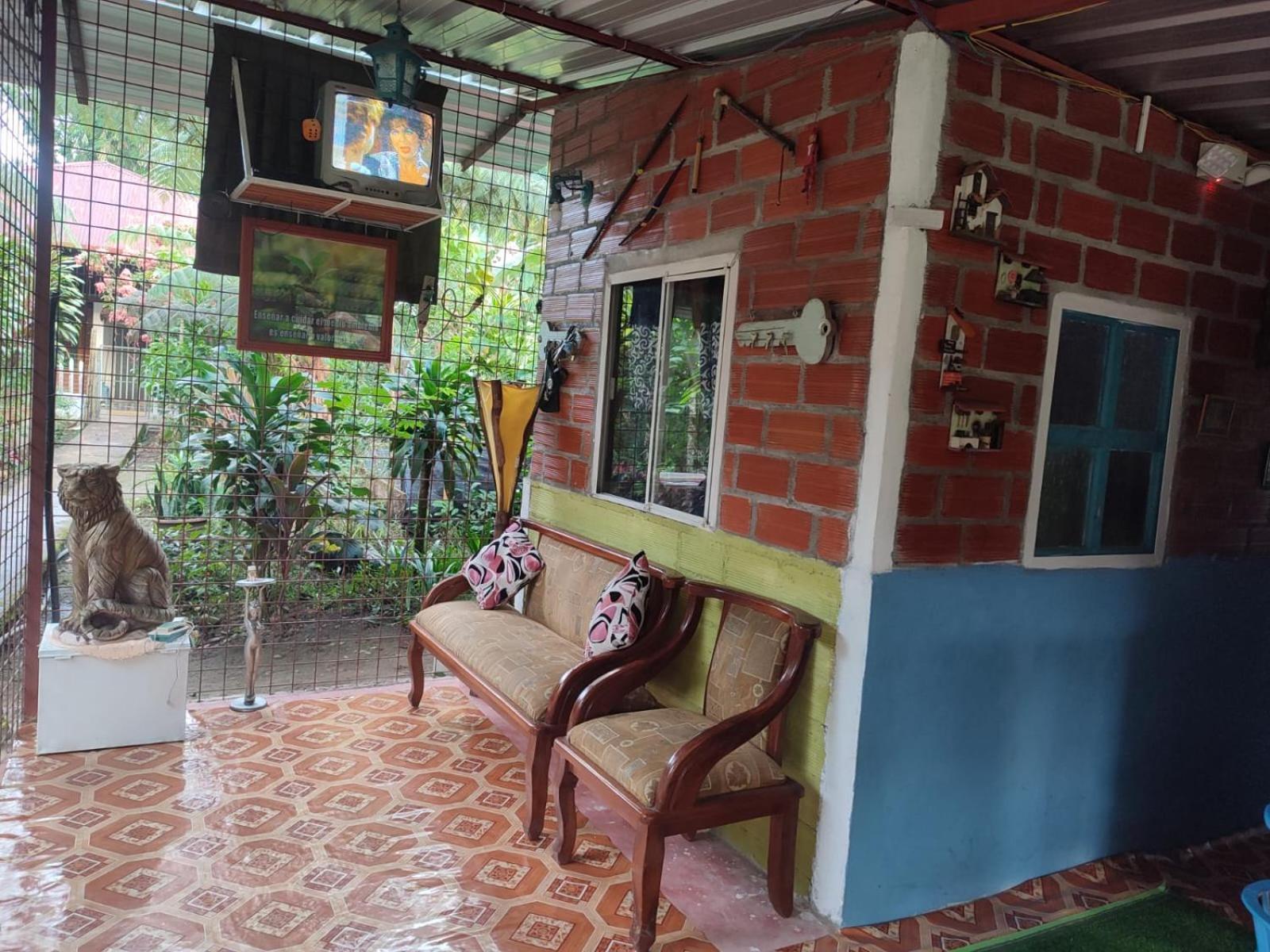 Agradable Granja Cerca A Un Rio De Agua Fresca. Chalet Archidona